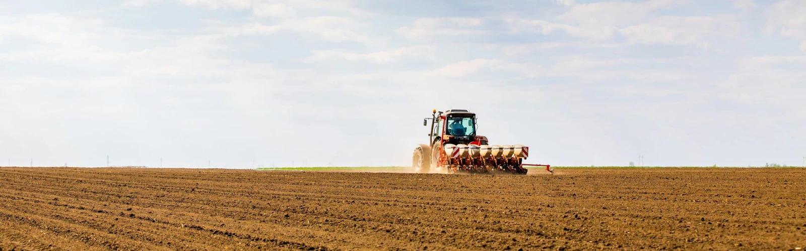Tractor in a farmers field